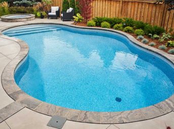 Outdoor-inground-pool-built-in-Toronto-Ontario